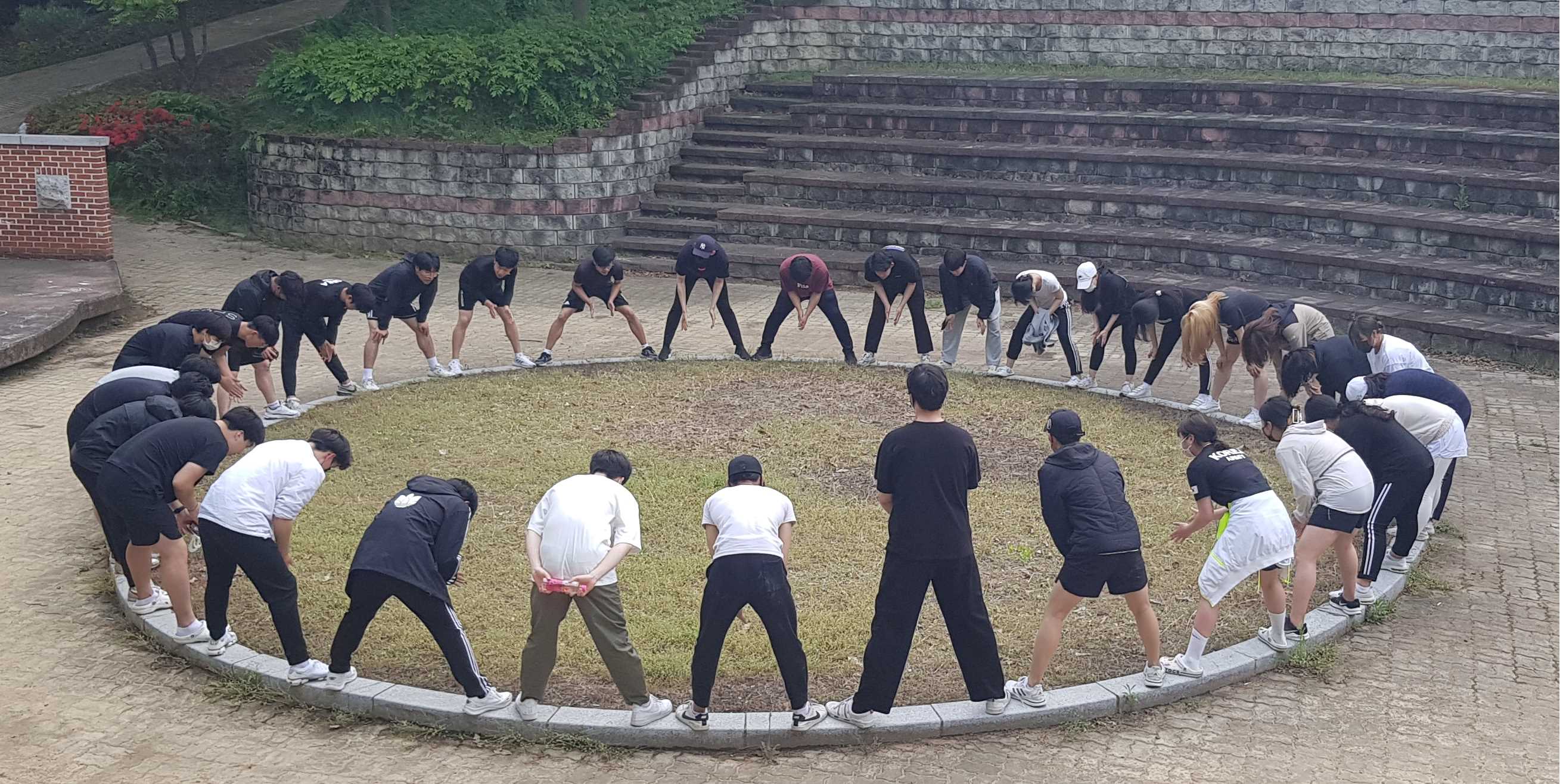 군사학과 크로스 컨트리 훈련 후